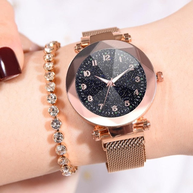 Watches Women Fashion Luxury Stainless Steel Magnetic Buckle Strap Refractive surface Luminous Dial Ladies Quartz Watch